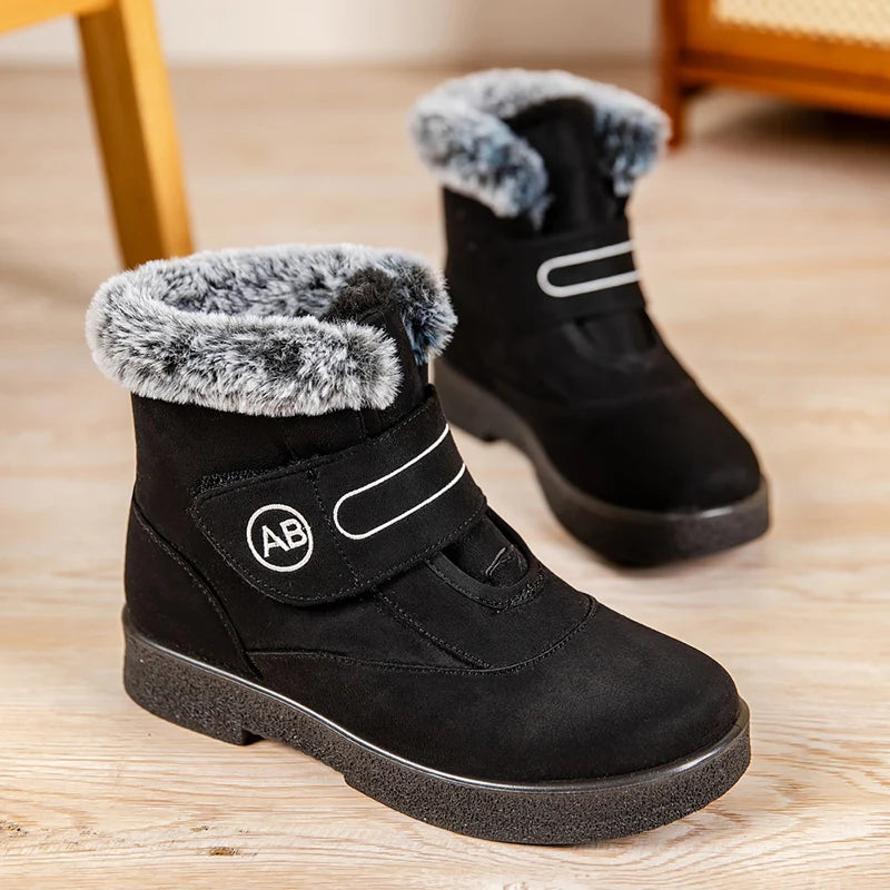 Women’s Winter Snow Boots – Warm Plush Lining & Anti‑Slip Sole