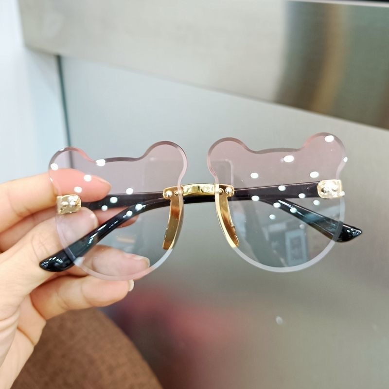 Kids UV400 Cute Frameless Sunglasses – Soft, Lightweight & Safe for Outdoor Play
