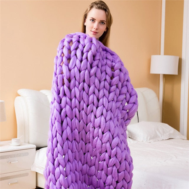 Chunky Knitted Blanket – Super Thick Soft Handmade Throw for Sofa & Bed