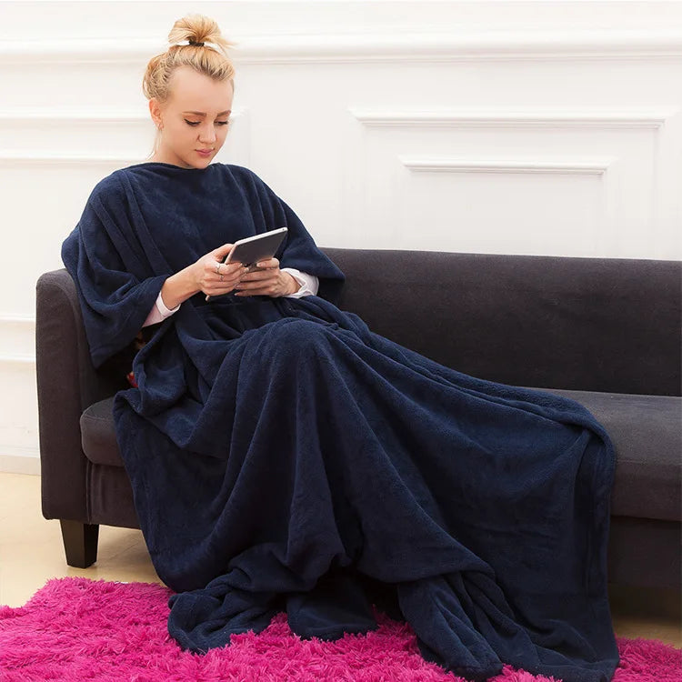 Hooded TV Blanket – Soft Coral Fleece Throw with Pocket for Winter Comfort