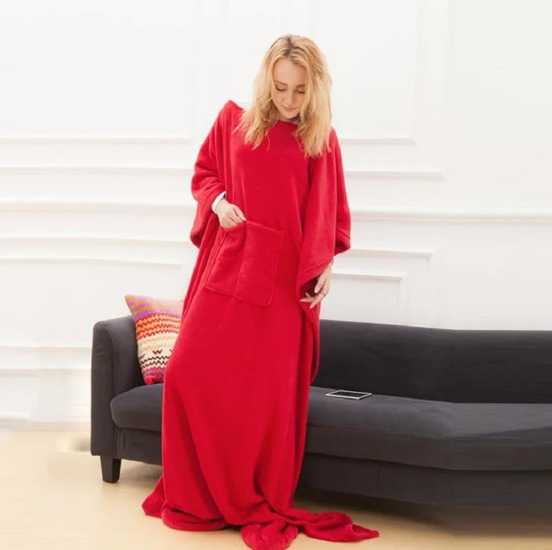 Hooded TV Blanket – Soft Coral Fleece Throw with Pocket for Winter Comfort